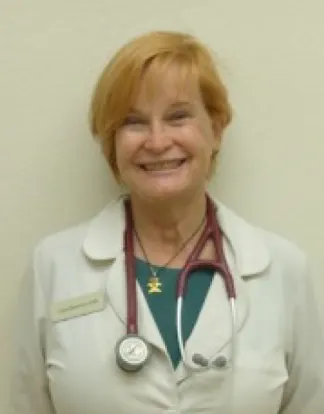 NVA   Channel Islands Veterinary Hospital 1247  Las Posas Veterinary Medical Center 1246   Dr. Linda Mackinnon.jpg